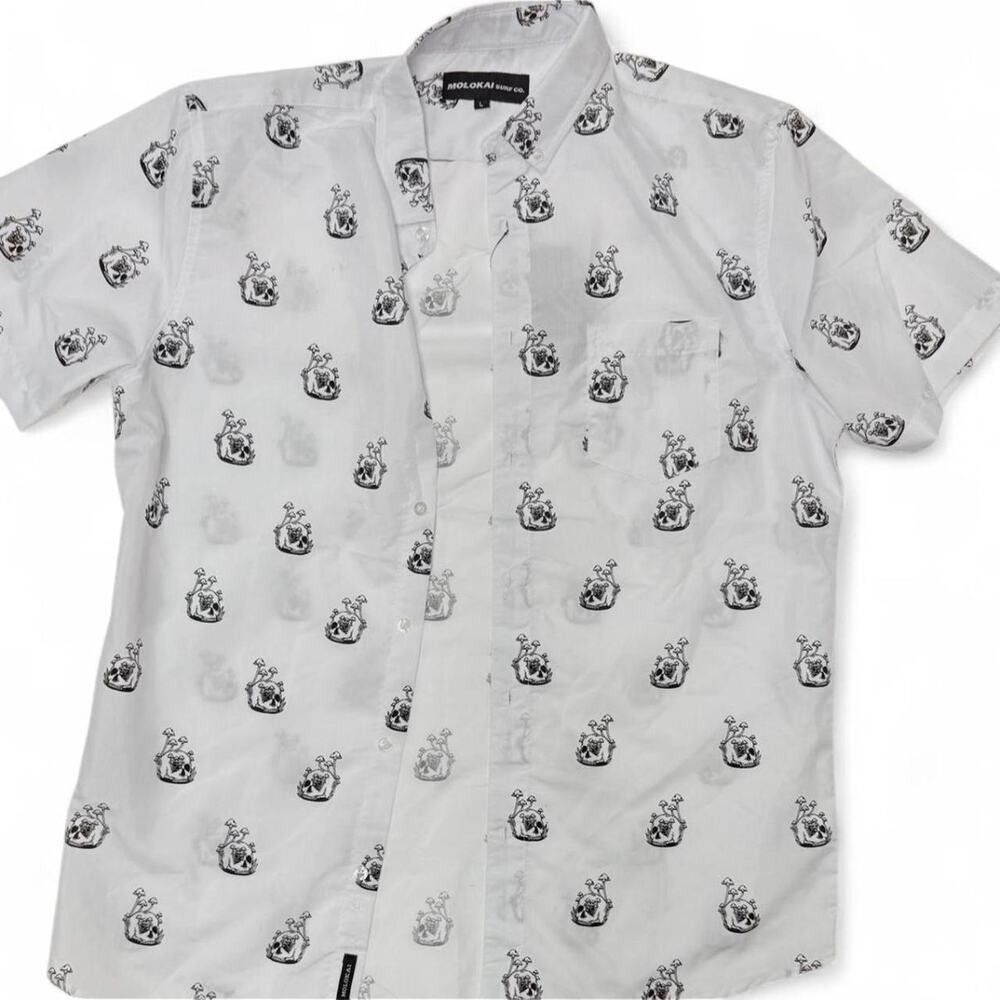 Men’s Molokai Surf Button Down Slim fit Shirt AMERICA Size Medium NWT